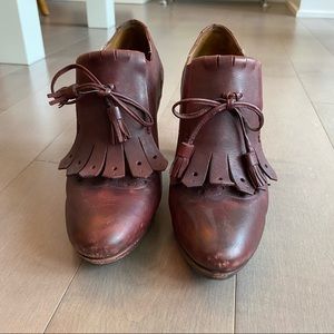 High heeled loafer style shoe